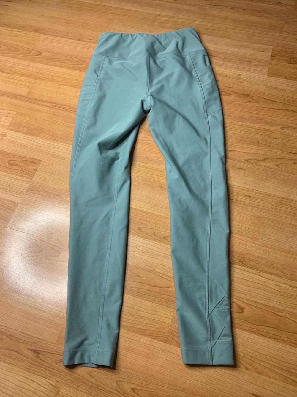 Mondetta Teal Performance Leggings with Gold Logo Print - Picture 2 of 8